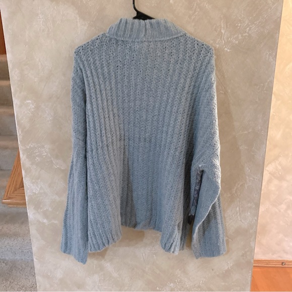 Knox Rose Aztec Sweater - Picture 4 of 5